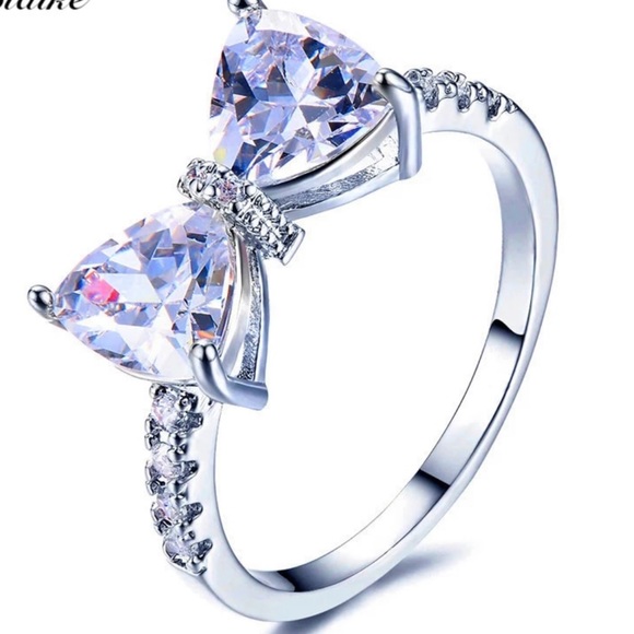 925 Sterling Silver Filled  Four-Claw Bow Ring - Picture 6 of 6